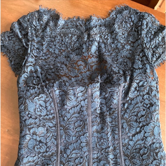 ML Monique Lhuillier Gravitate Towards You Navy Lace Open Back Sheath Dress 6 - Picture 4 of 8